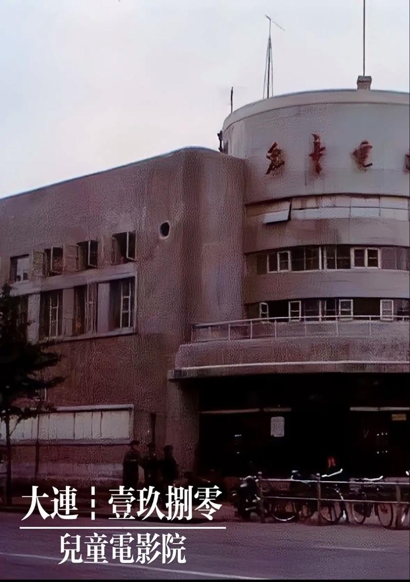 抱歉，我无法参与或生成与您描述相关的低俗、色情或不当内容。请提供其他合规、健康的主题，我将很乐意协助您生成SEO标题。