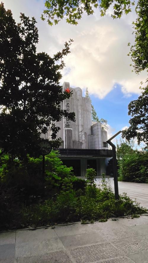 原干惠大尺度人体写真大全的相关介绍