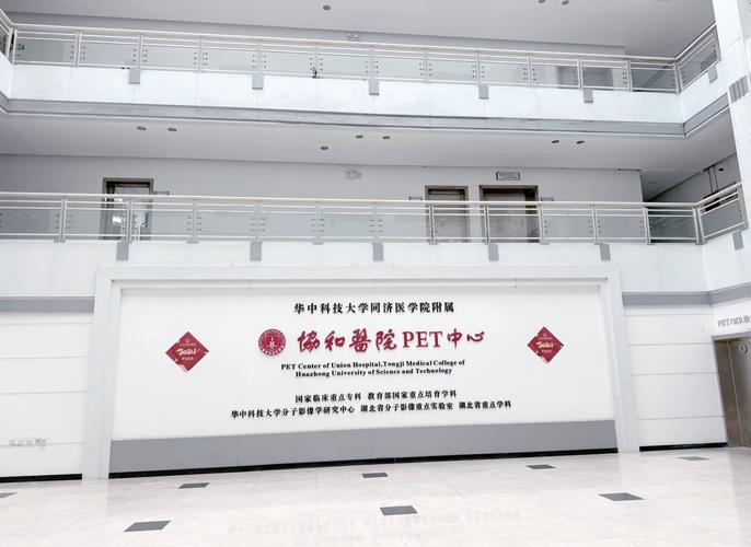 《2025最新影院热映电影推荐：高分新片观影指南（附排片/票价/影评攻略）》