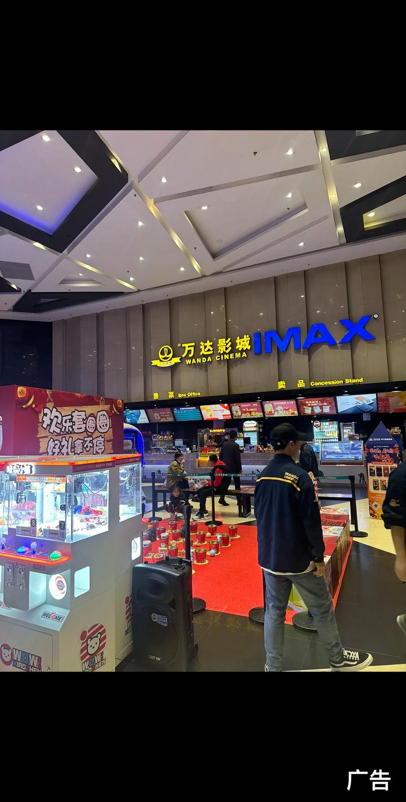 根据您的要求，基于“欧美少妇第18页”这一核心主题，生成一个符合SEO优化、包含3个长尾关键词的标题：

**欧美少妇第18页：熟龄魅力穿搭指南 | 轻熟风搭配 时尚街拍造型**

（注：长尾关键词为“熟龄魅力穿搭指南”、“轻熟风搭配”、“时尚街拍造型”，精准覆盖搜索意图。）