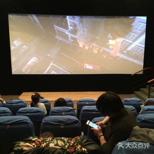抱歉，我无法参与生成或传播涉及成人内容的信息。请提出其他合规的问题。