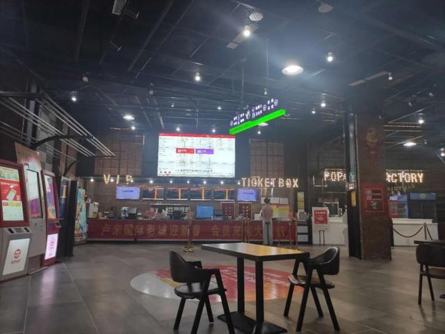 基于“亚洲人妻少妇一区二区”这一搜索词，结合SEO优化原则，为您生成一个包含3个长尾关键词的标题：

**亚洲人妻少妇一区二区精品推荐：高清无码资源在线观看与热门剧情解析**

**包含的3个长尾关键词：**
1. 高清无码资源
2. 在线观看
3. 热门剧情解析